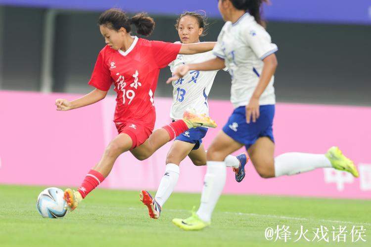 十五运会女足成年组首战告捷 广东队喜获“开门红”